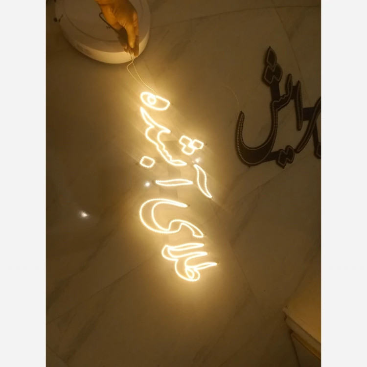تابلو ال ای دی طلای آبشده